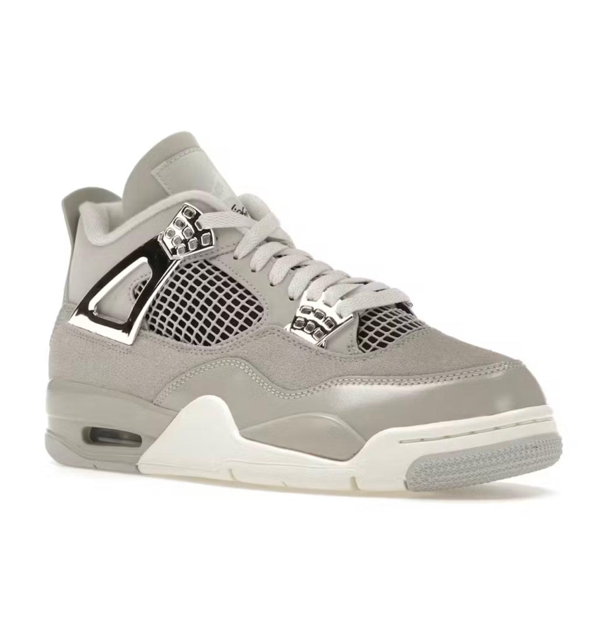 JORDAN 4 FROZEN MOMENTS