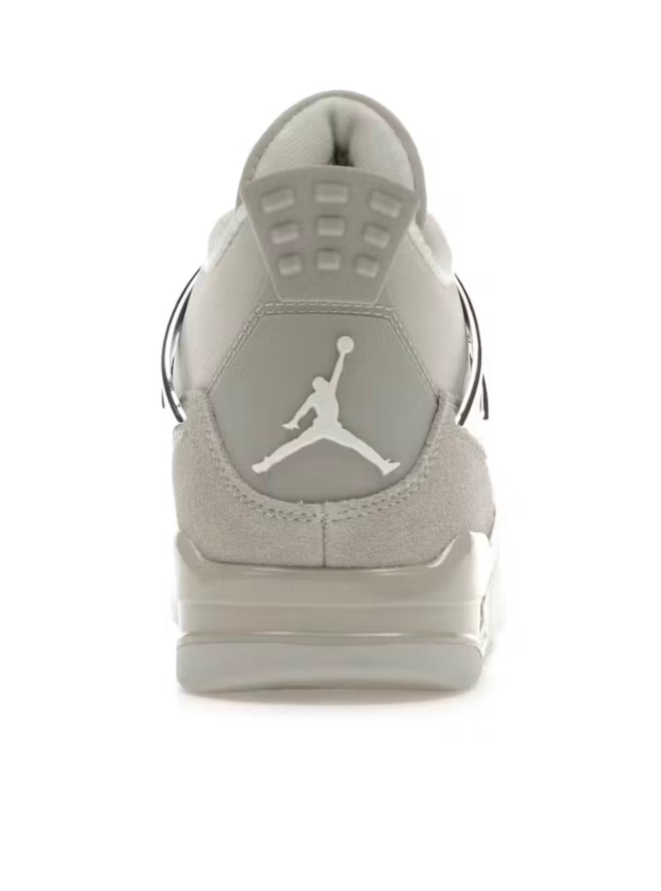 JORDAN 4 FROZEN MOMENTS